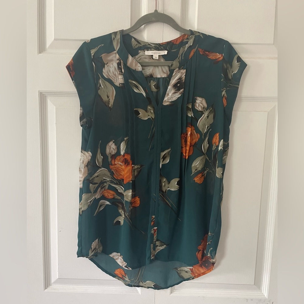 Stitch fix Fun2fun sheer top